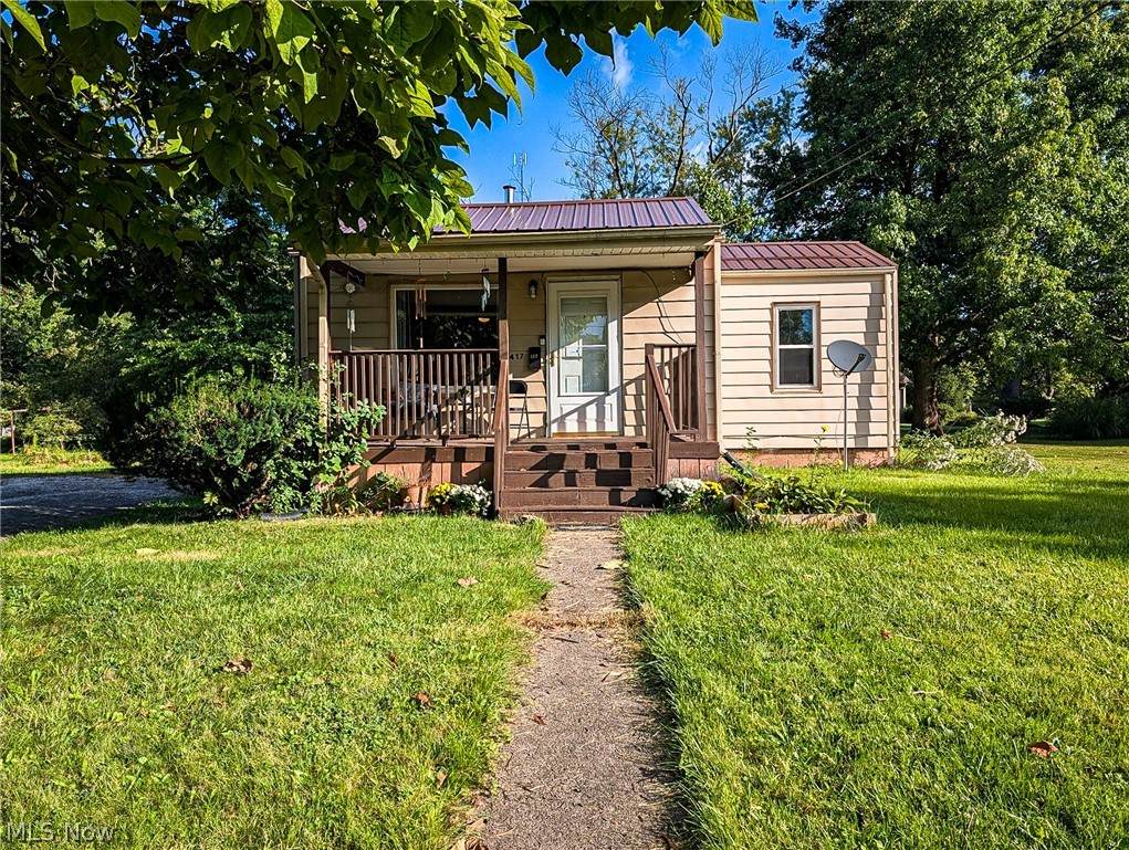 417 Douglas Street - Photo 1