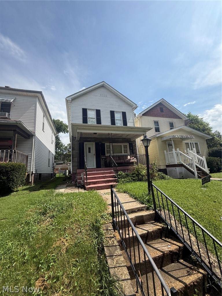 540 Cedar Avenue - Photo 1