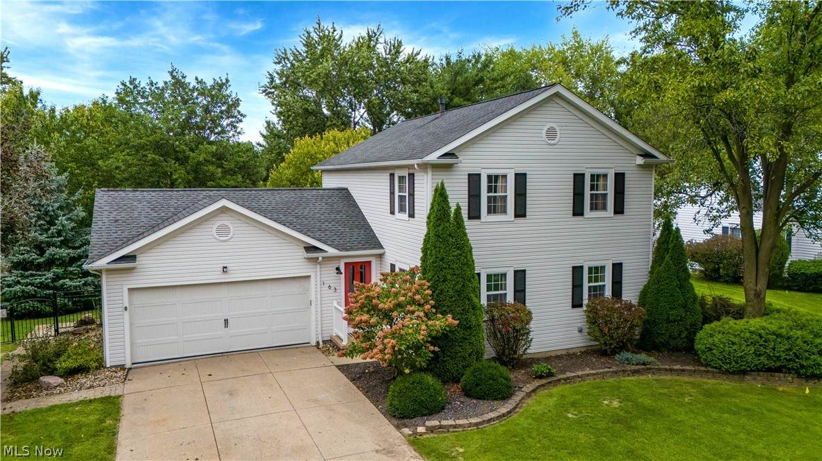 163 Sunset Drive - Photo 1
