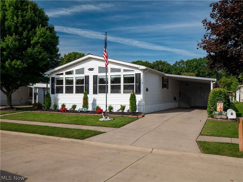8 Emerald Lane Lane - Photo 1