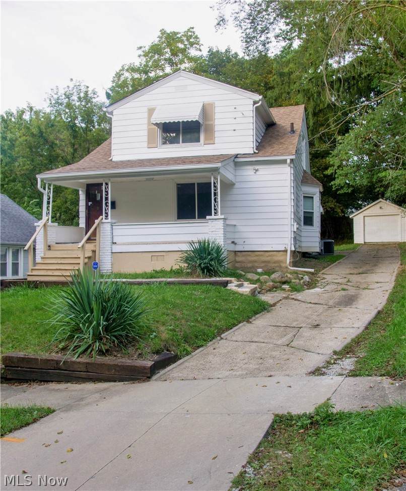 723 Grifton Avenue - Photo 1