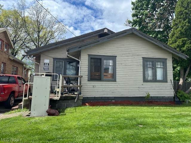 2740 South Avenue - Photo 1