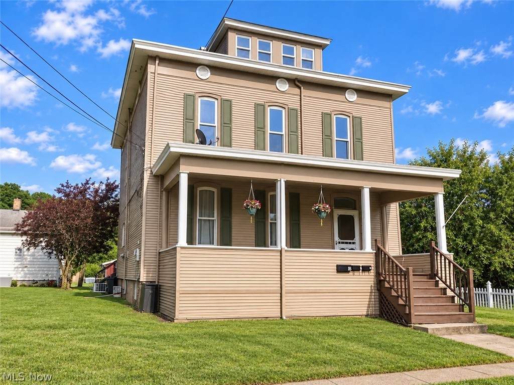 1400 Main Street - Photo 1