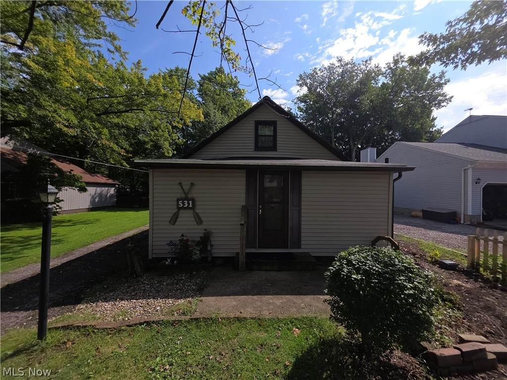 531 Robinwood Avenue - Photo 1