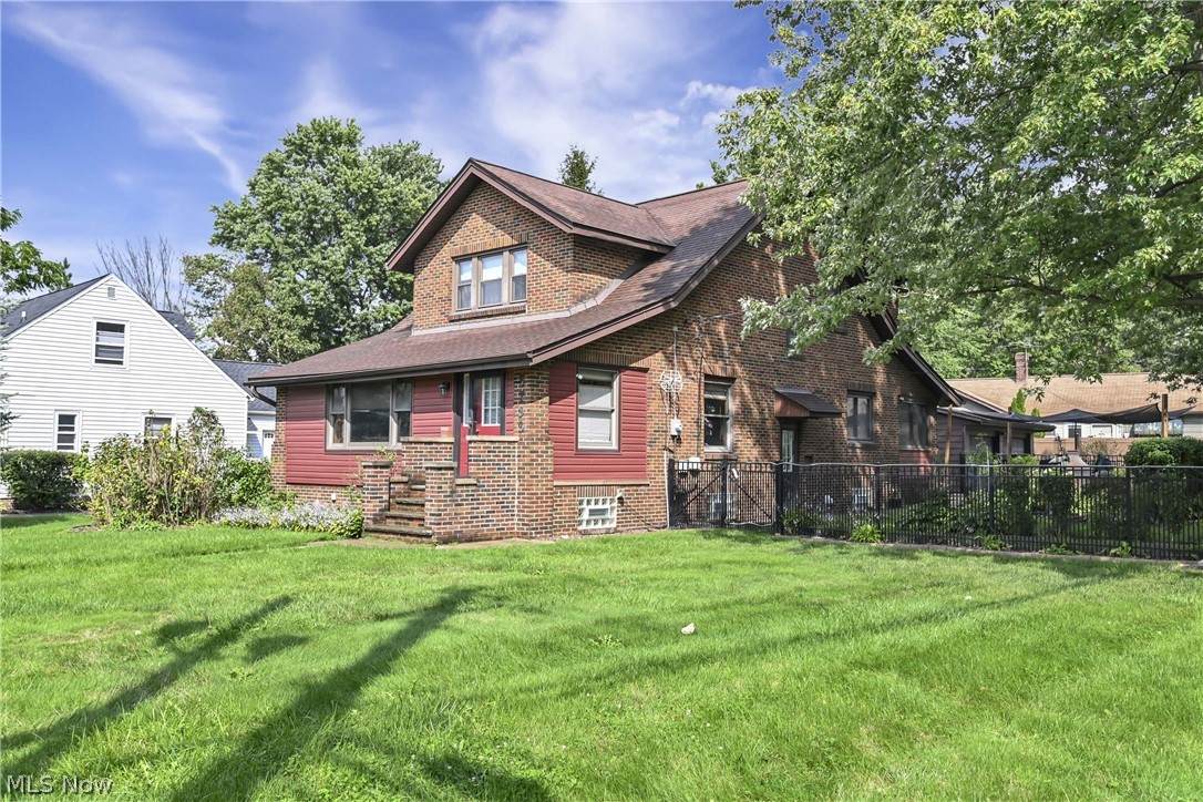 5733 Brecksville Road - Photo 1