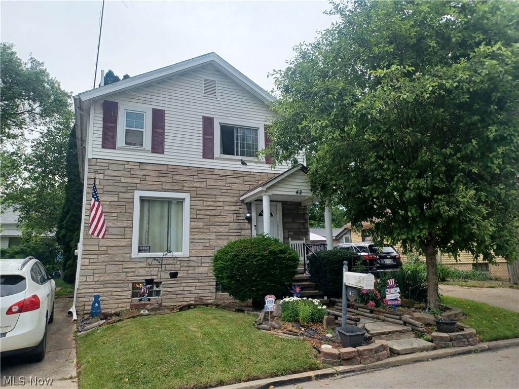 42 Clover Avenue - Photo 1
