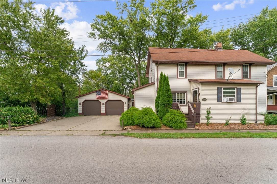 344 Mahoning Avenue - Photo 1