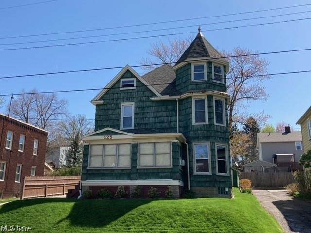 125 Bentley Avenue - Photo 1