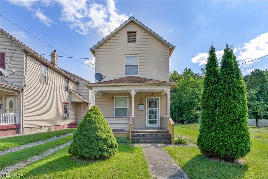 319 Jackson Street - Photo 1