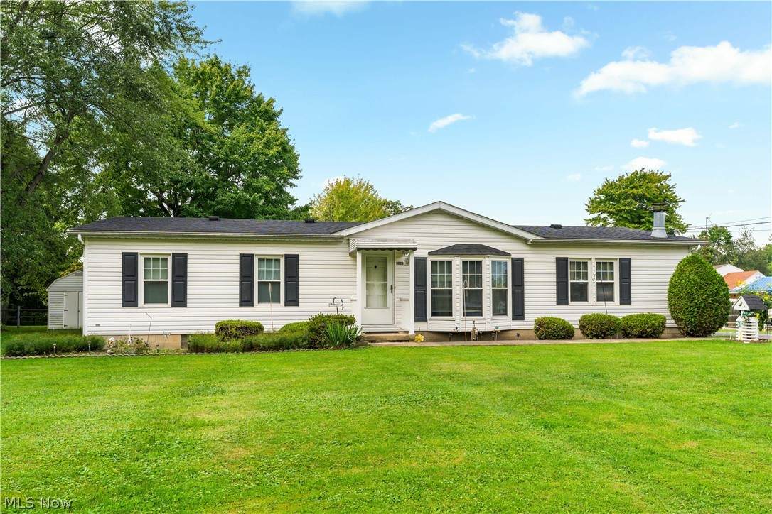 4025 Burke Avenue - Photo 1