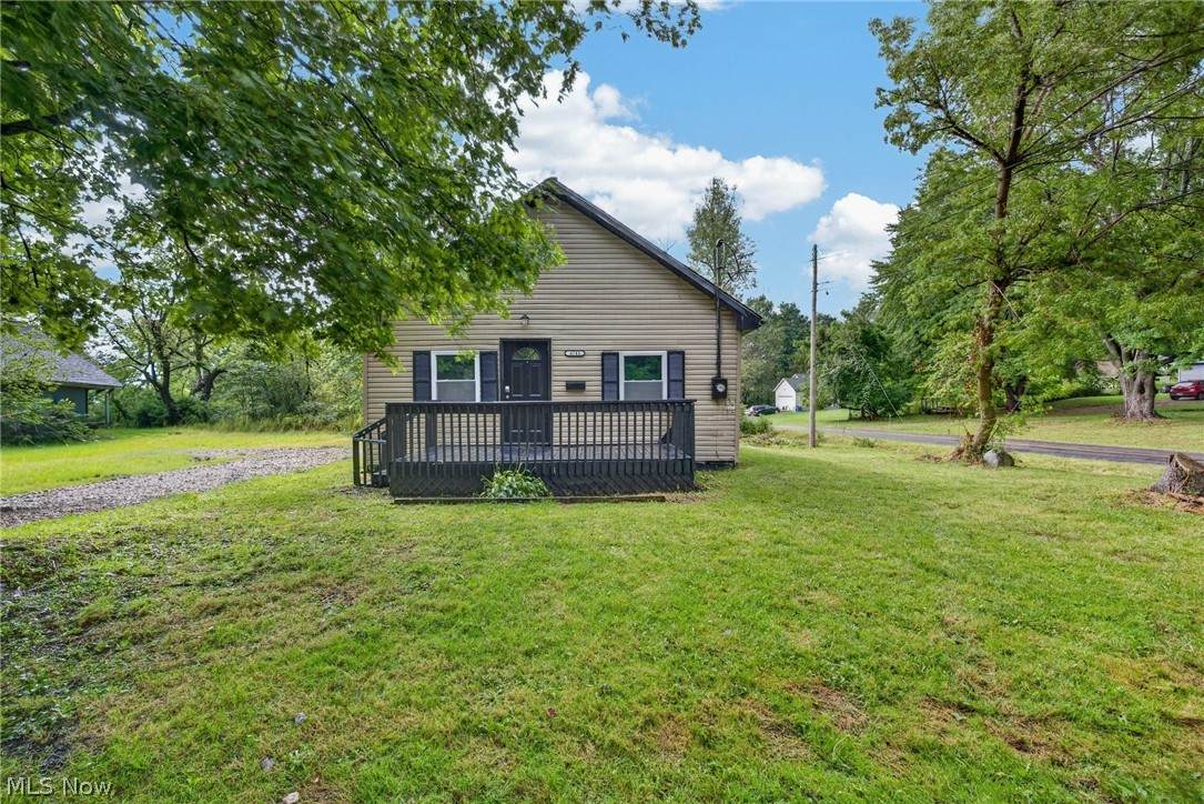 6741 Sumner Road - Photo 1