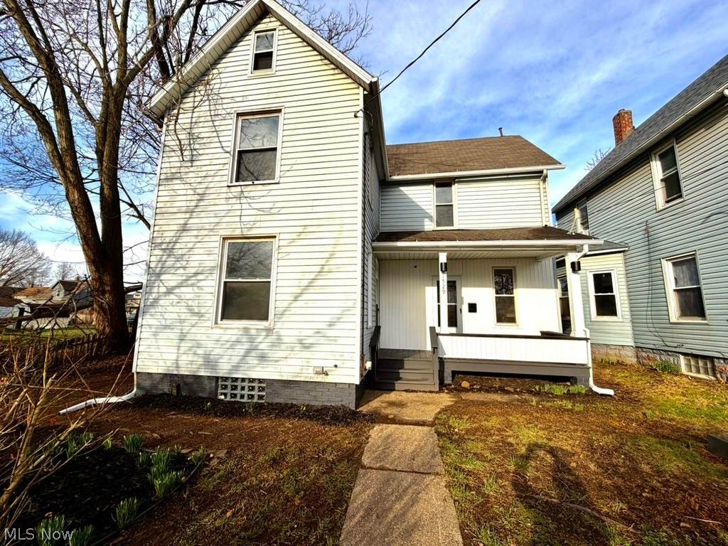1529 Stark Avenue - Photo 1