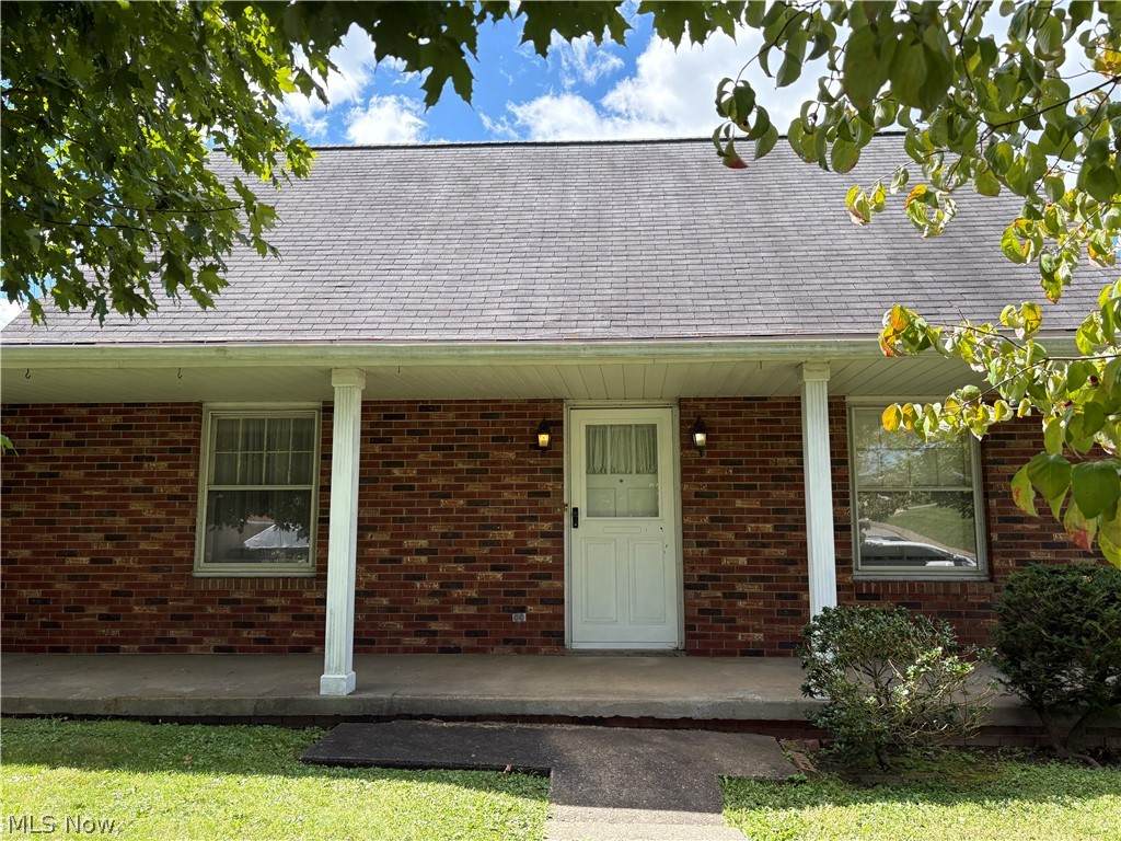 111 Marie Avenue - Photo 1