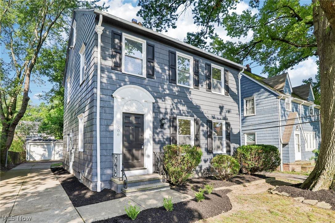 906 Keystone Drive - Photo 1