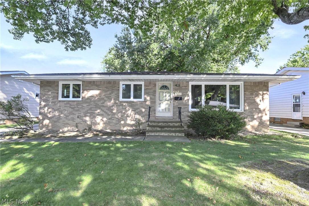 6213 Nelwood Road - Photo 1