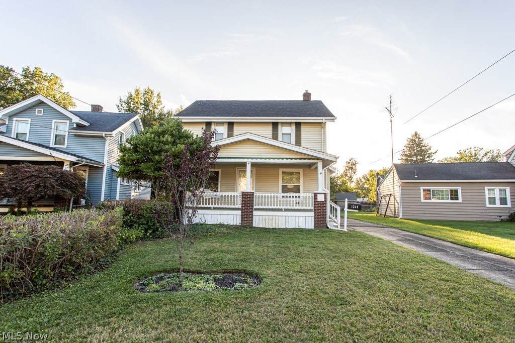 1218 Perkinswood Boulevard - Photo 1