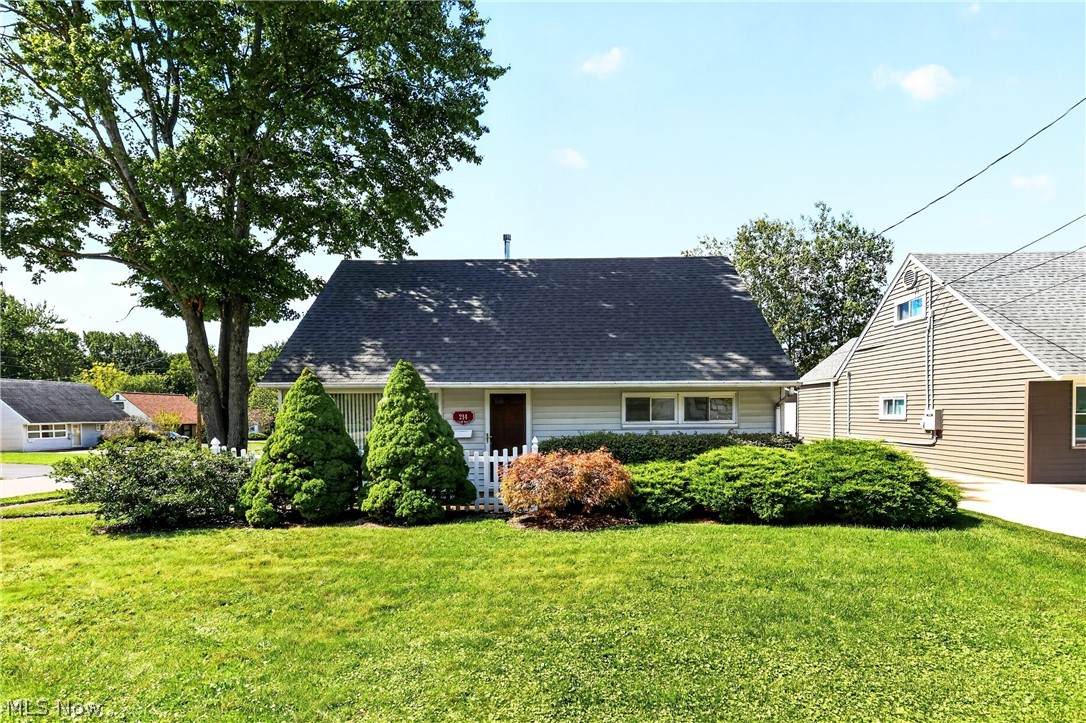 214 Oak Knoll Street - Photo 1
