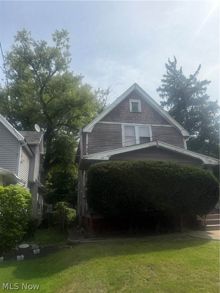 4103 113th Street - Photo 1