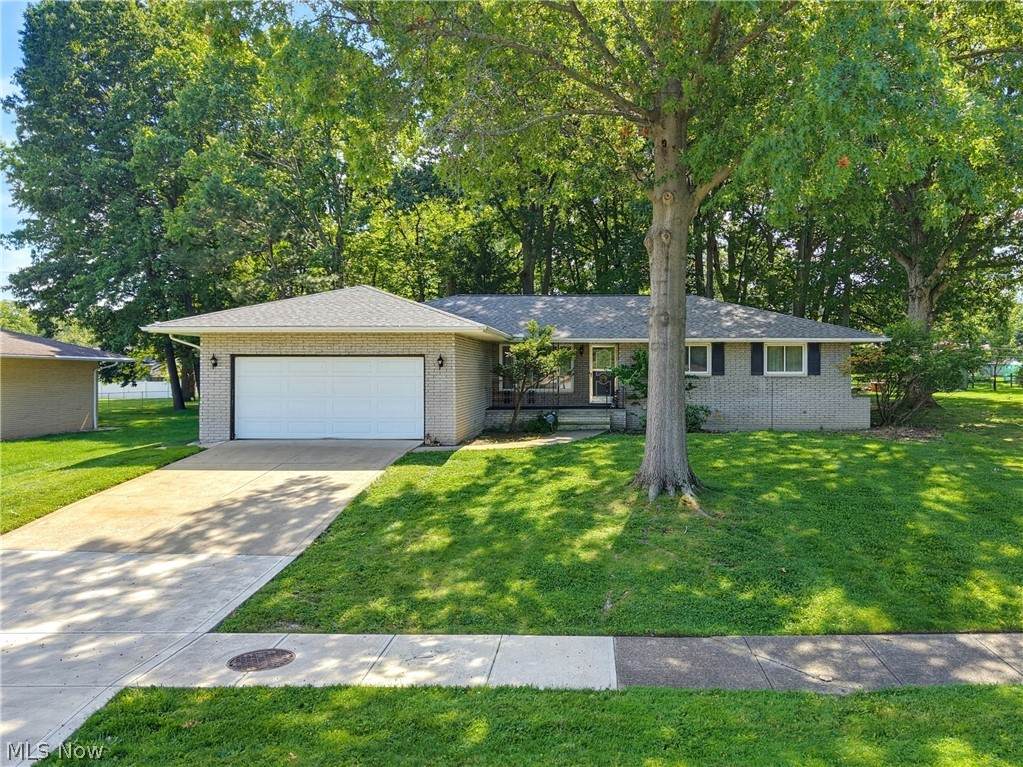 1780 Parkhaven Drive - Photo 1