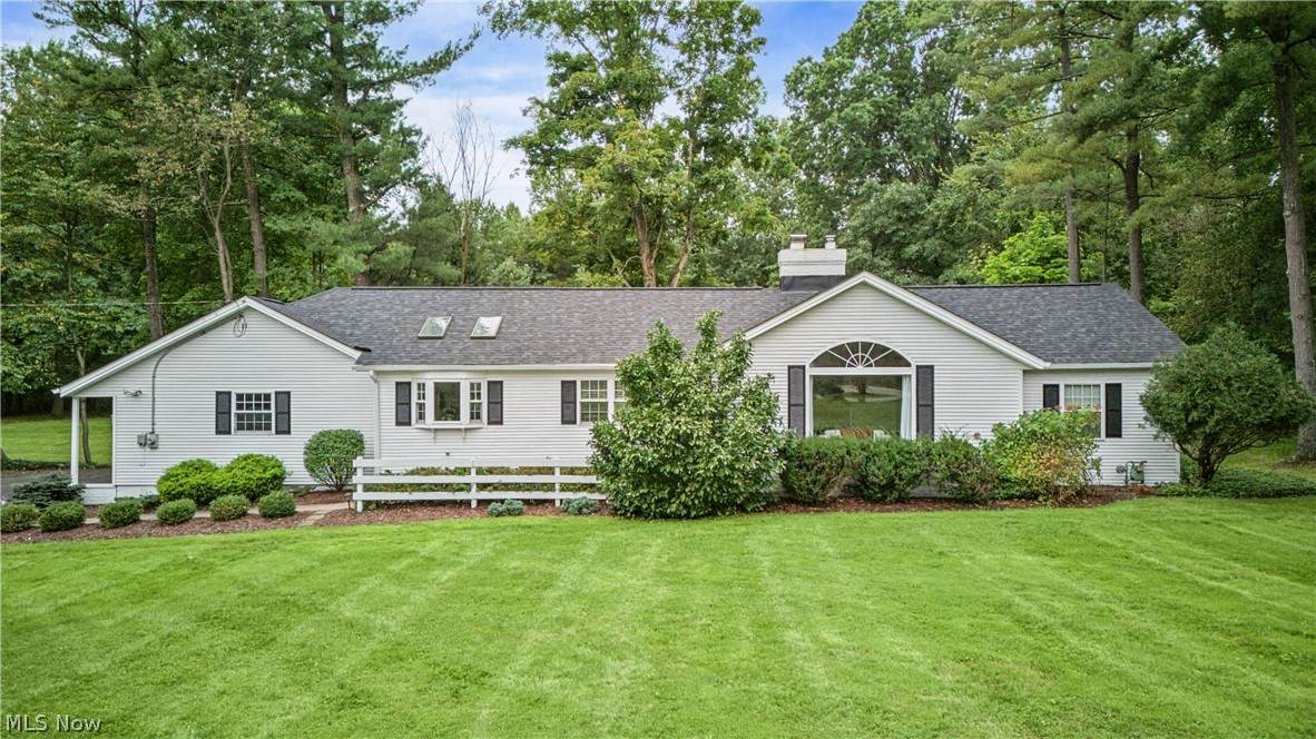 35220 Chagrin Boulevard - Photo 1