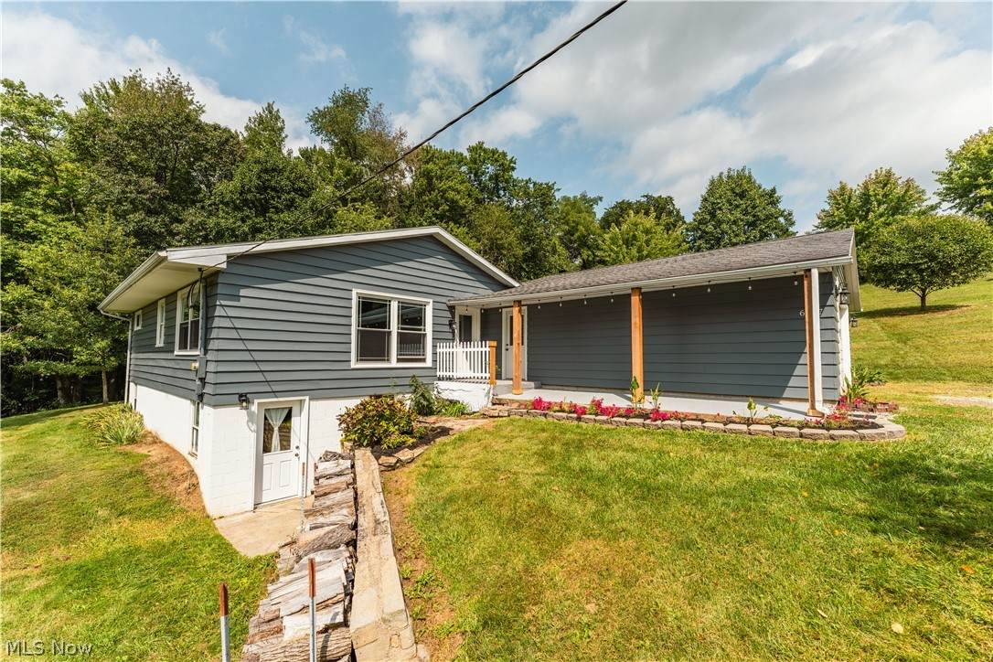 6887 Township Road 310 - Photo 1