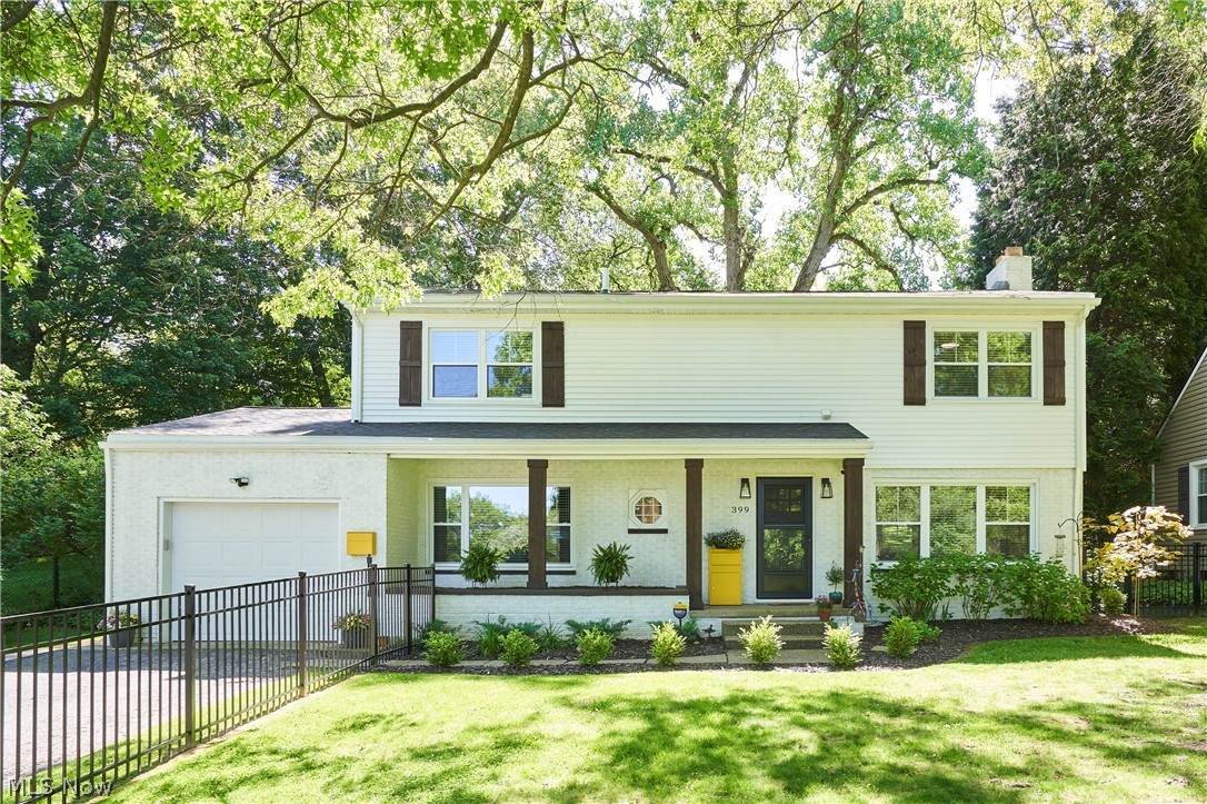 399 Mineola Avenue - Photo 1