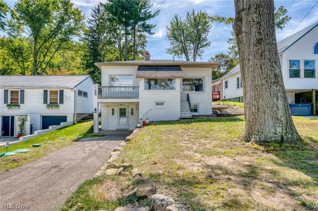 158 Oak Drive - Photo 1