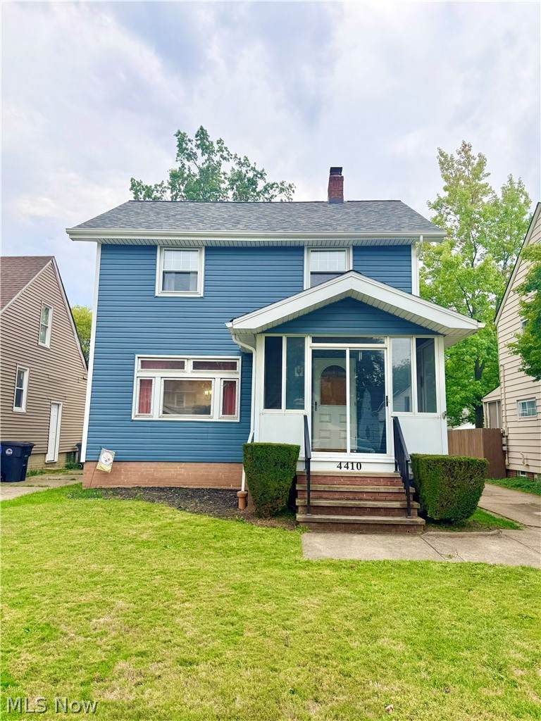 4410 171st Street - Photo 1