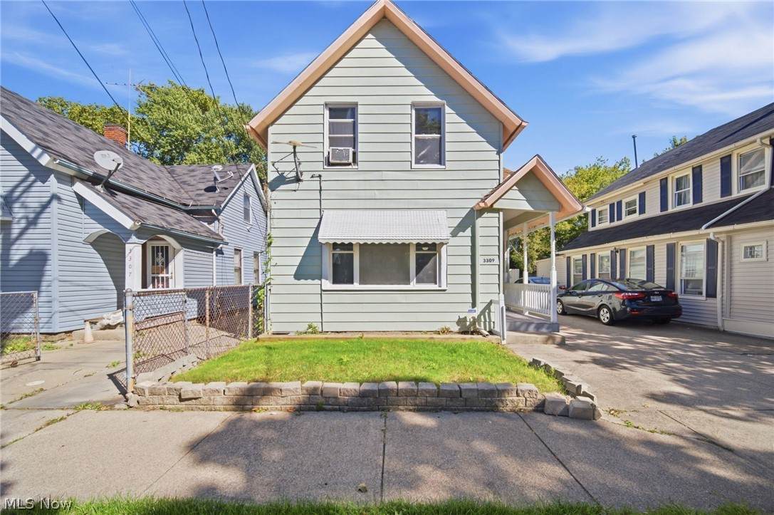 3309 32 Street - Photo 1