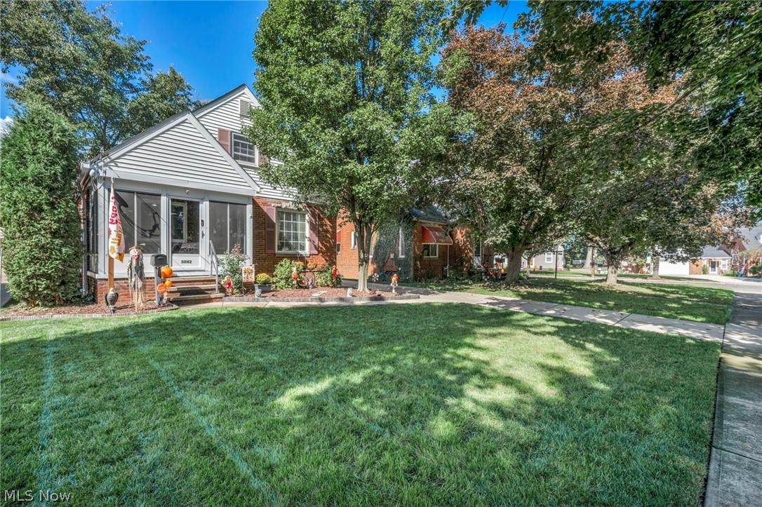 5042 5th Street - Photo 1