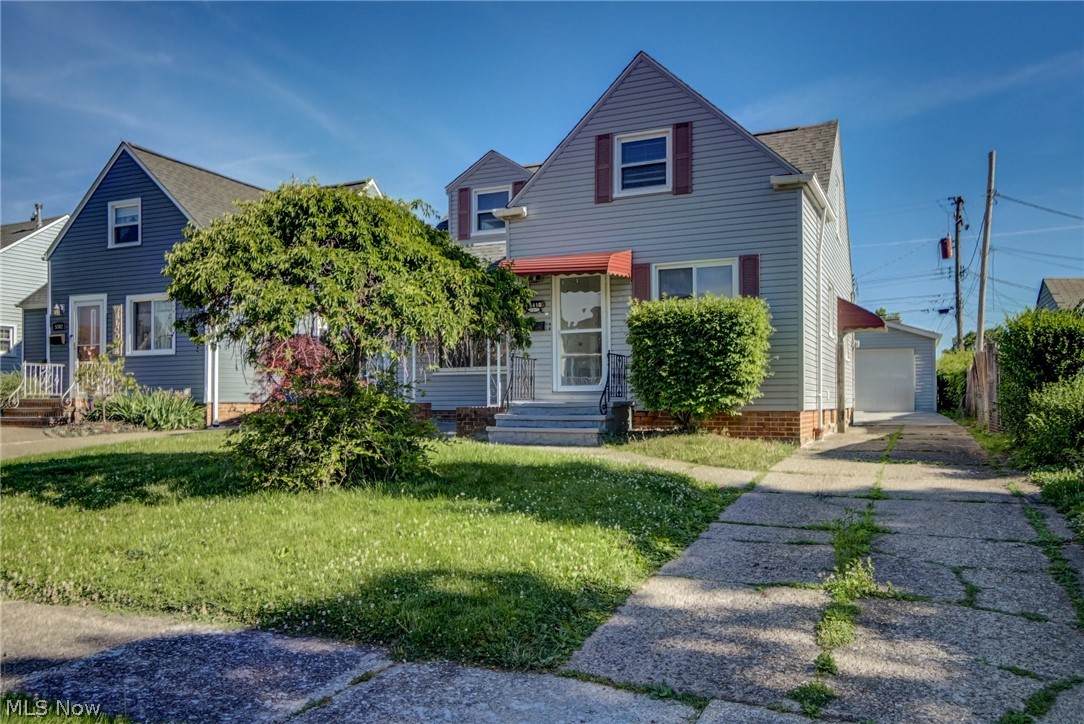 5410 Renwood Drive - Photo 1