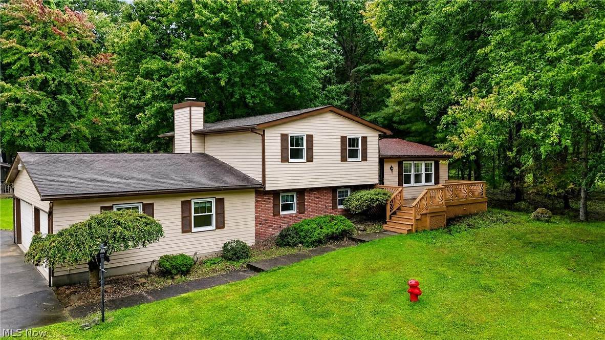 180 Ridgewood Road - Photo 1