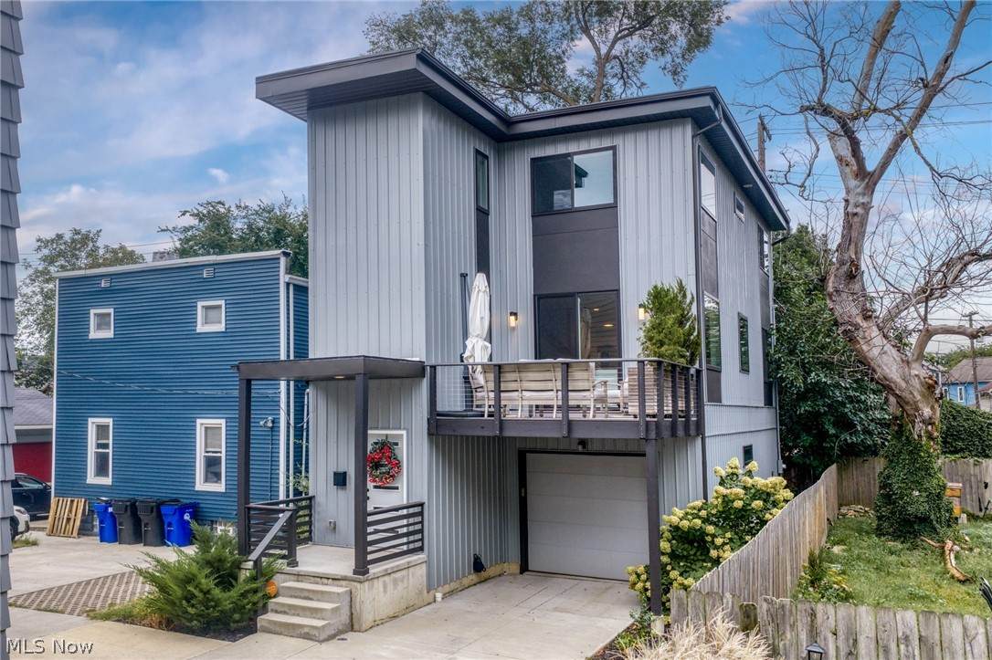 4415 John Avenue - Photo 1