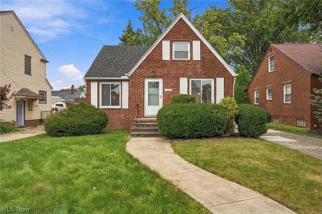 7702 Southington Drive - Photo 1