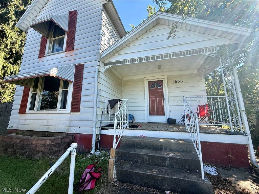 1636 Gibbs Avenue - Photo 1