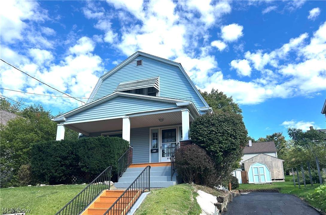 315 Bentley Avenue - Photo 1
