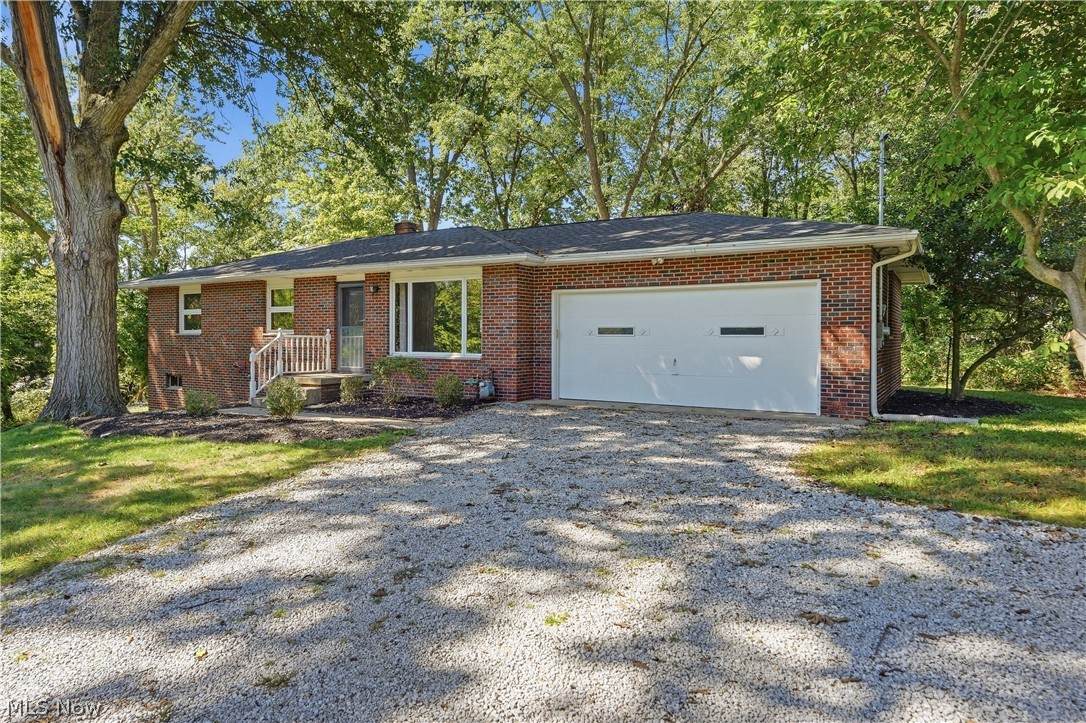 3844 Uncas Drive - Photo 1
