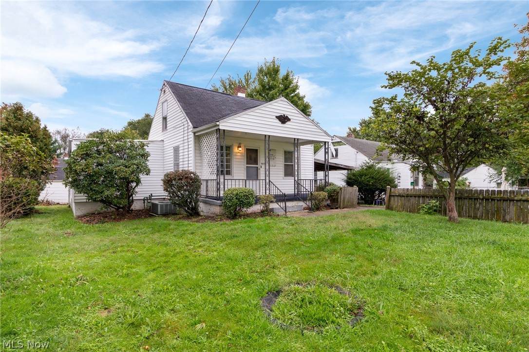 3213 Regent Avenue - Photo 1