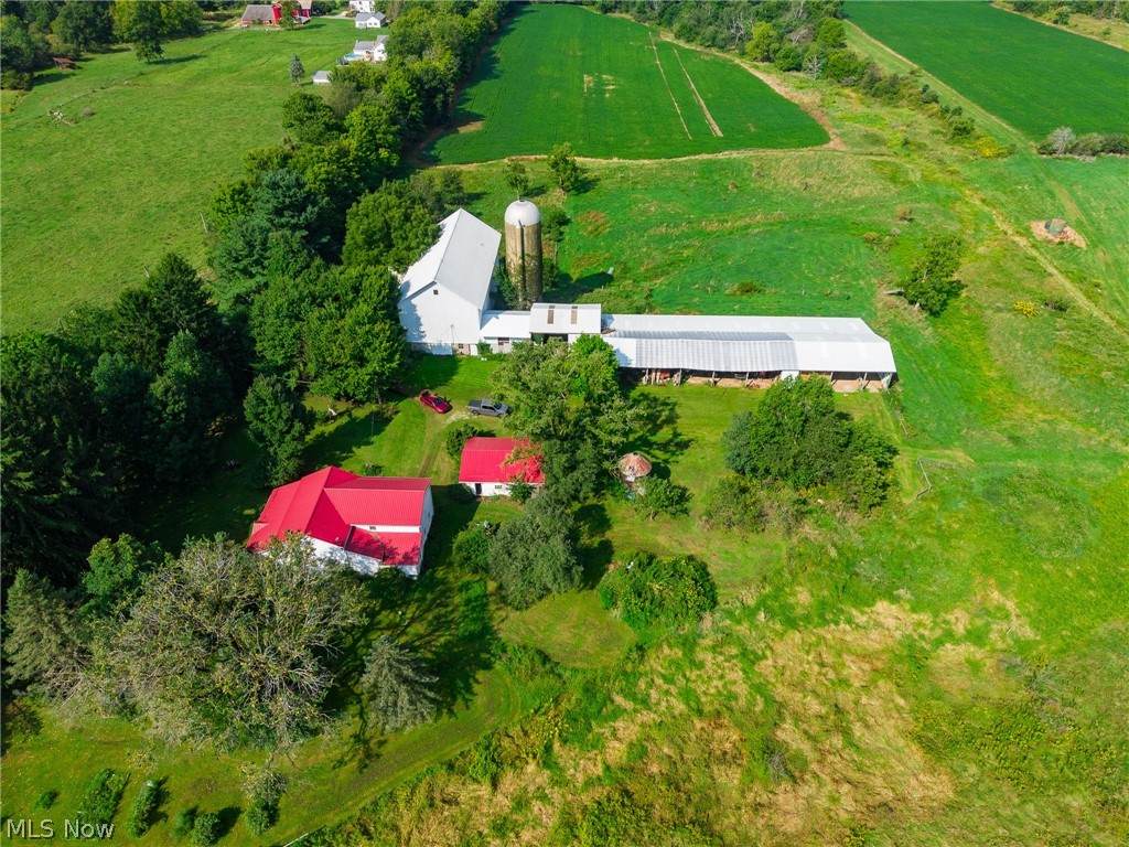 7785 Jewell Greenville Road - Photo 1