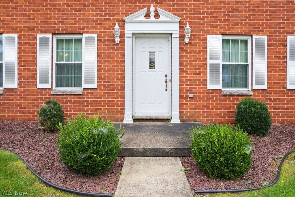 606 51st Street - Photo 1