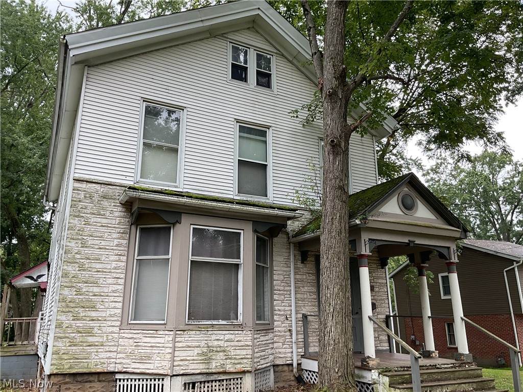 530 Lafayette Avenue - Photo 1