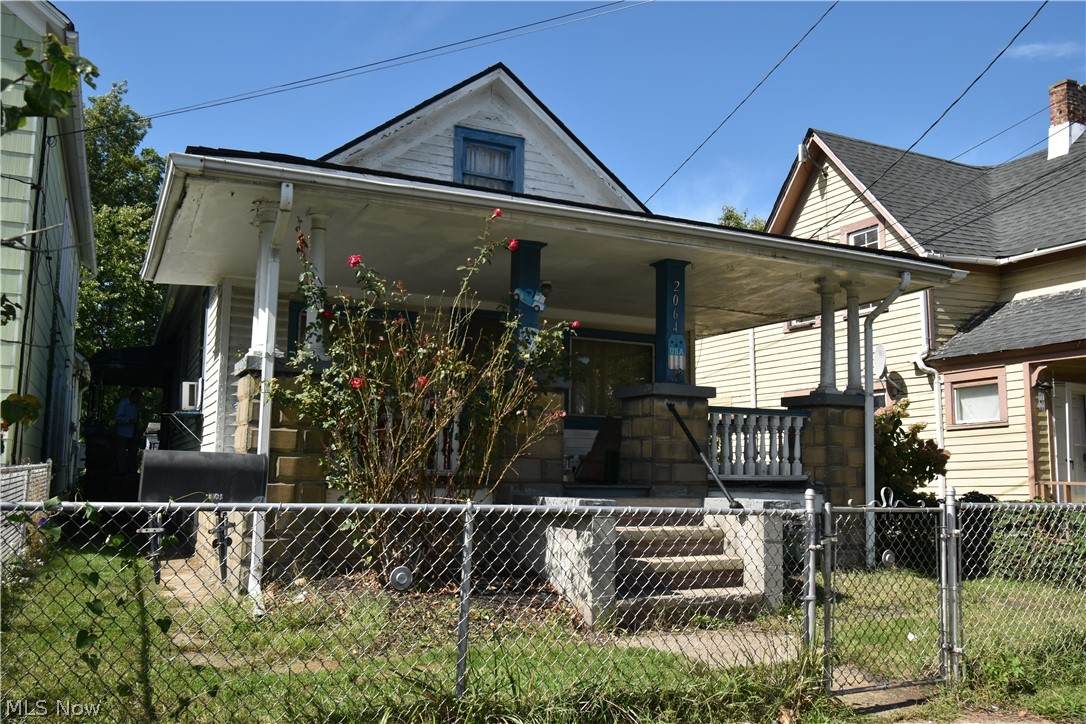 2064 44th Street - Photo 1