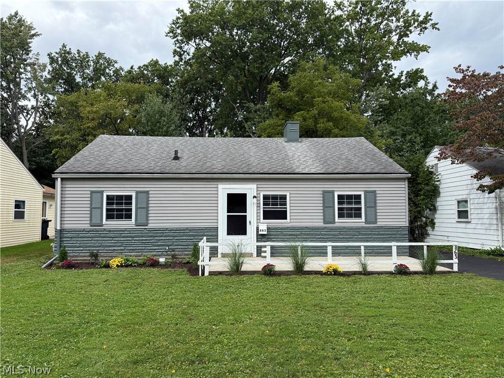 863 North Avenue - Photo 1