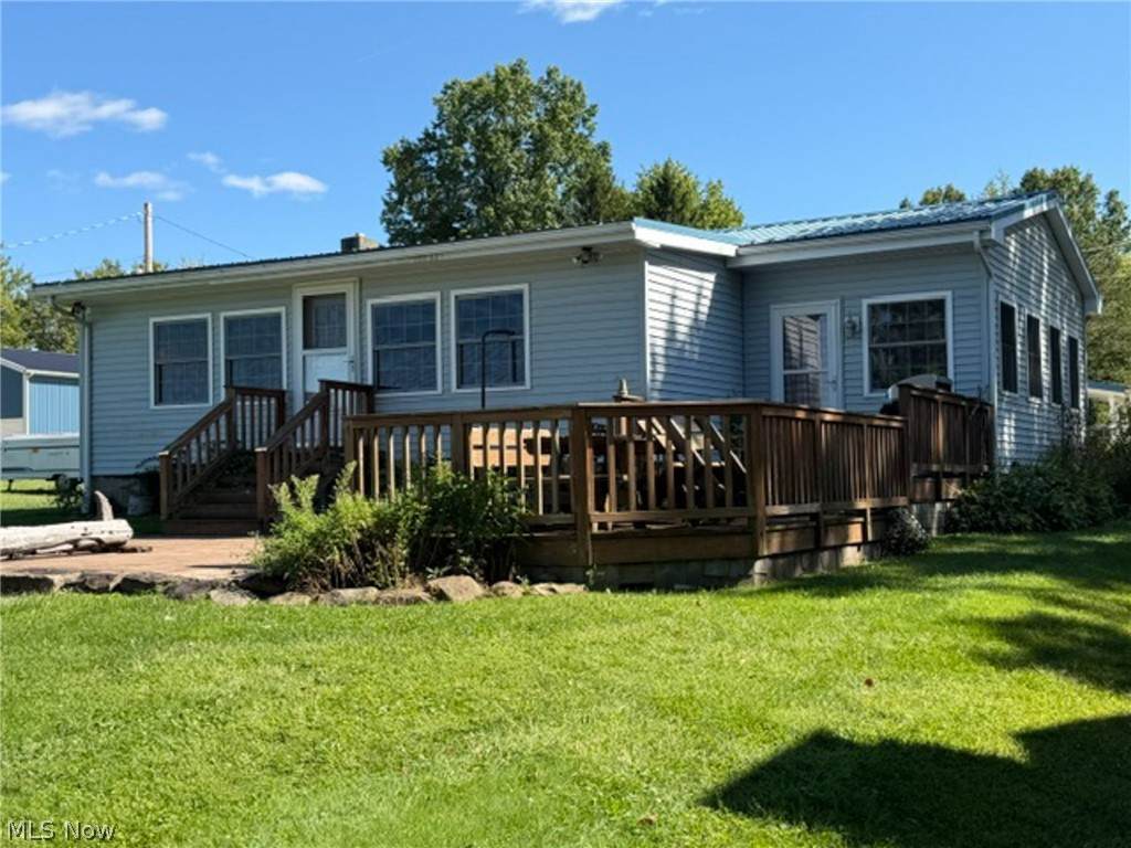 9235 Treasure Boulevard - Photo 1
