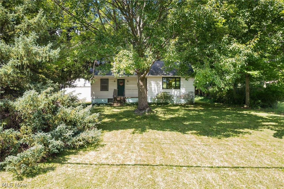 353 Southeast Avenue - Photo 1