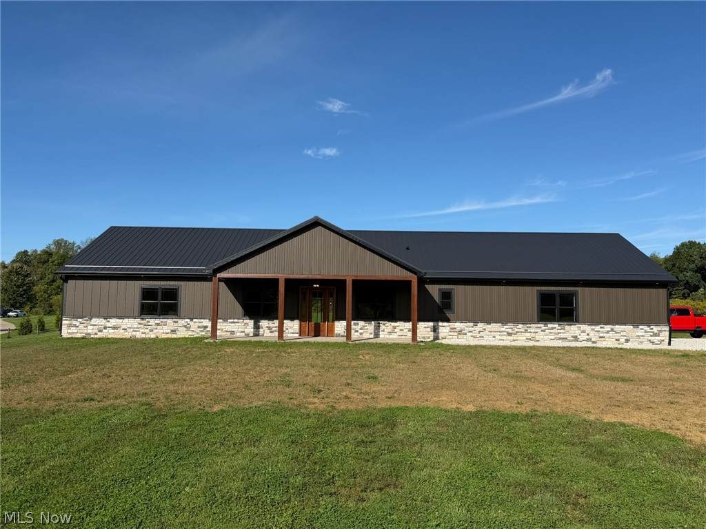 2085 Belfort Avenue - Photo 1