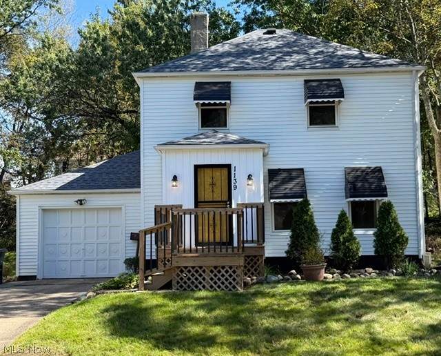 1139 Roslyn Avenue - Photo 1
