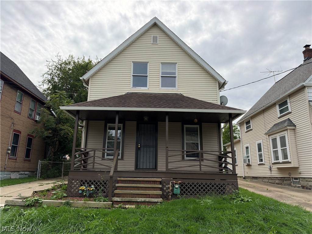 3901 Woburn Avenue - Photo 1
