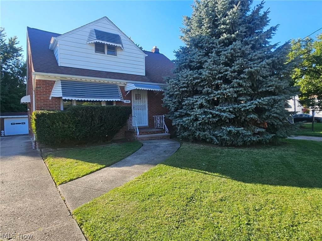 3868 Warrensville Center Road - Photo 1