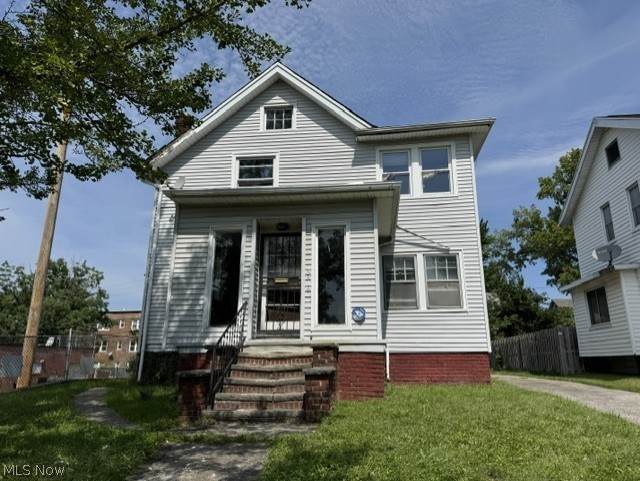 3219 Overlook Road - Photo 1